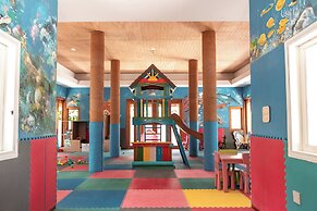 Hideaway Beach Resort and Spa