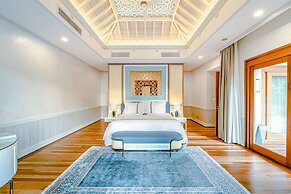 Hideaway Beach Resort and Spa
