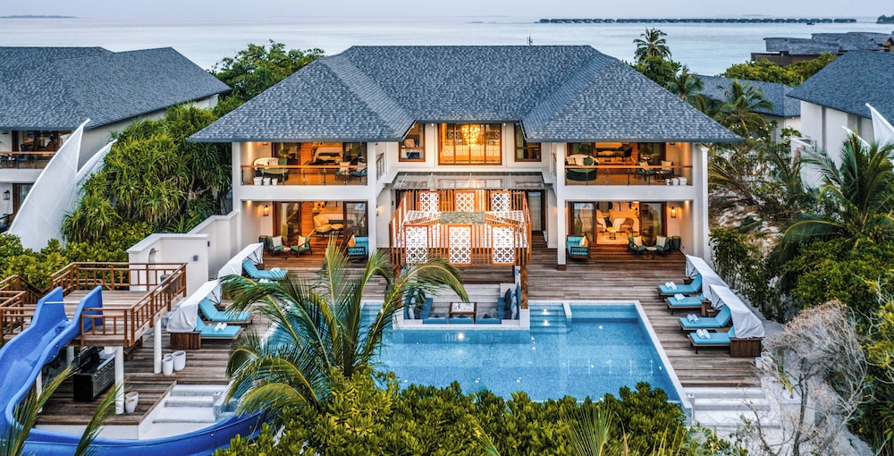 Hideaway Beach Resort and Spa