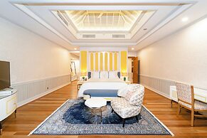Hideaway Beach Resort and Spa