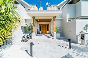 Hideaway Beach Resort and Spa