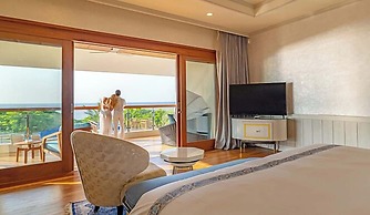 Hideaway Beach Resort and Spa