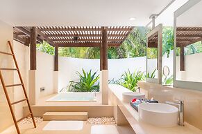 Hideaway Beach Resort and Spa