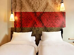 ibis Senlis