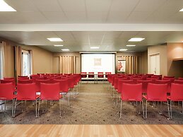 ibis Senlis