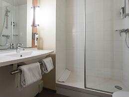 ibis Senlis