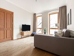Schoenhouse Avenue by Limehome
