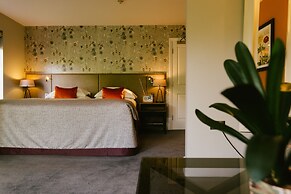 Jesmond Dene House