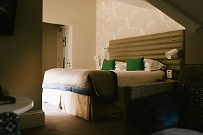 Jesmond Dene House