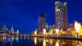 Cosmopolitan Hotel and Apartments