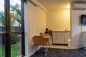 Cosmopolitan Hotel and Apartments