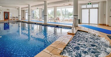 Xanadu Main Beach Resort