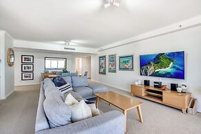 Xanadu Main Beach Resort