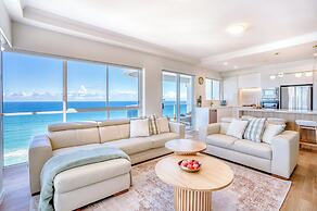 Xanadu Main Beach Resort