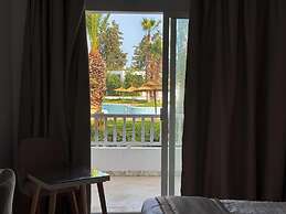 Hello Yasmine Hotel