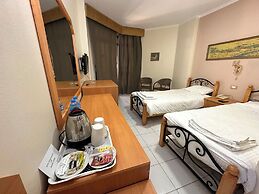 Gaddis Hotel