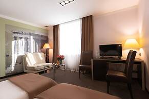Cosmopolit Hotel