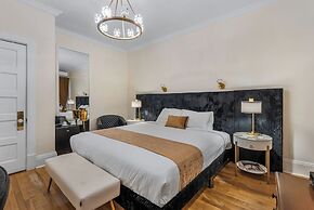 Hotel Charles-Alexandre - Par Aneyro