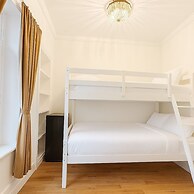 Hotel Charles-Alexandre - Par Aneyro