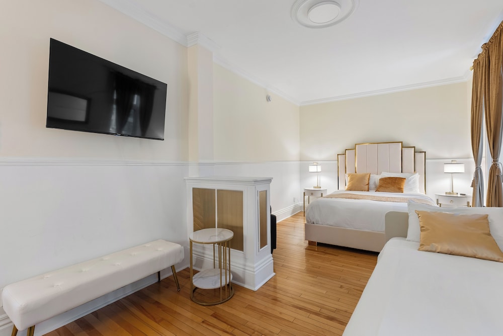 Hotel Charles-Alexandre - Par Aneyro