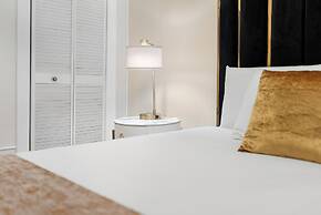 Hotel Charles-Alexandre - Par Aneyro