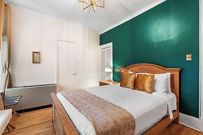 Hotel Charles-Alexandre - Par Aneyro