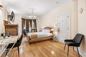 Hotel Charles-Alexandre - Par Aneyro