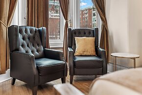 Hotel Charles-Alexandre - Par Aneyro