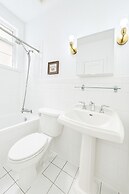 Hotel Charles-Alexandre - Par Aneyro