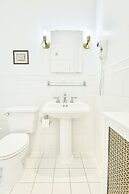 Hotel Charles-Alexandre - Par Aneyro