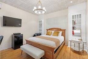Hotel Charles-Alexandre - Par Aneyro