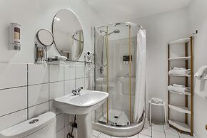 Hotel Charles-Alexandre - Par Aneyro