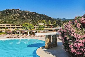 Is Molas Resort