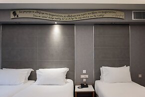 Kastro Hotel