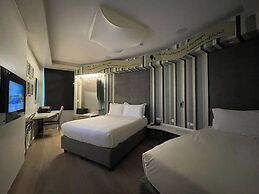 Kastro Hotel