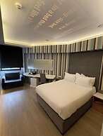 Kastro Hotel