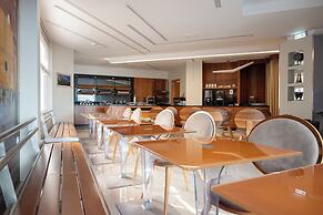 Kastro Hotel
