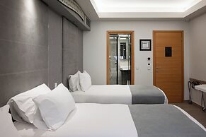 Kastro Hotel