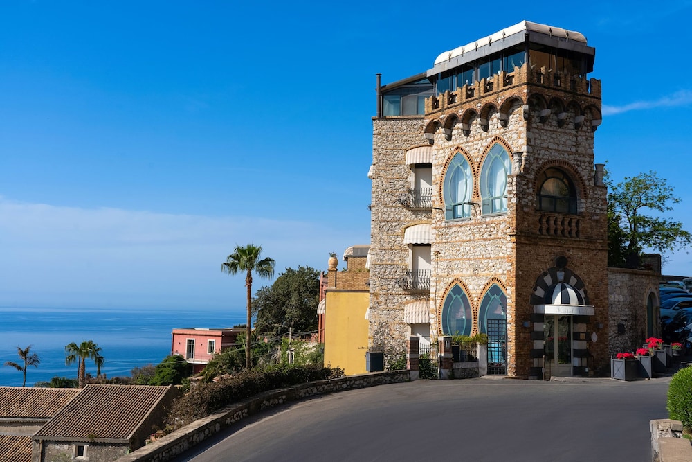 HOTEL VILLA CARLOTTA