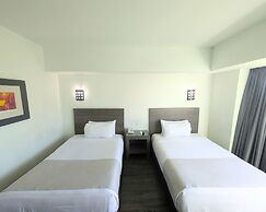 We Hotel Aeropuerto