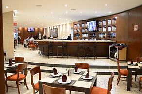 We Hotel Aeropuerto