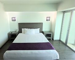 We Hotel Aeropuerto