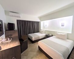 We Hotel Aeropuerto