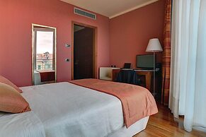 B&B HOTEL Imperia Rossini al Teatro