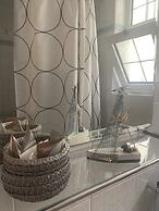 Ermis Suites