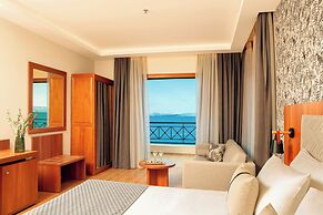 Zeus Essence Ramada by Wyndham Athens