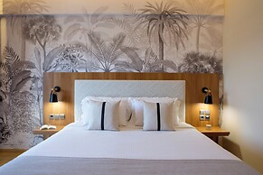 Zeus Essence Ramada by Wyndham Athens