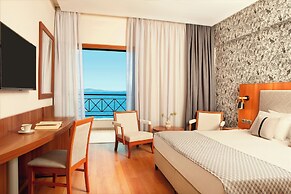 Zeus Essence Ramada by Wyndham Athens