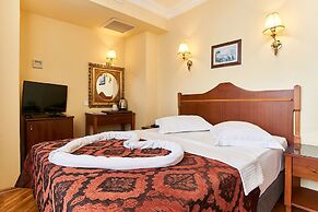 Amber Hotel - Special Class