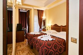 Amber Hotel - Special Class